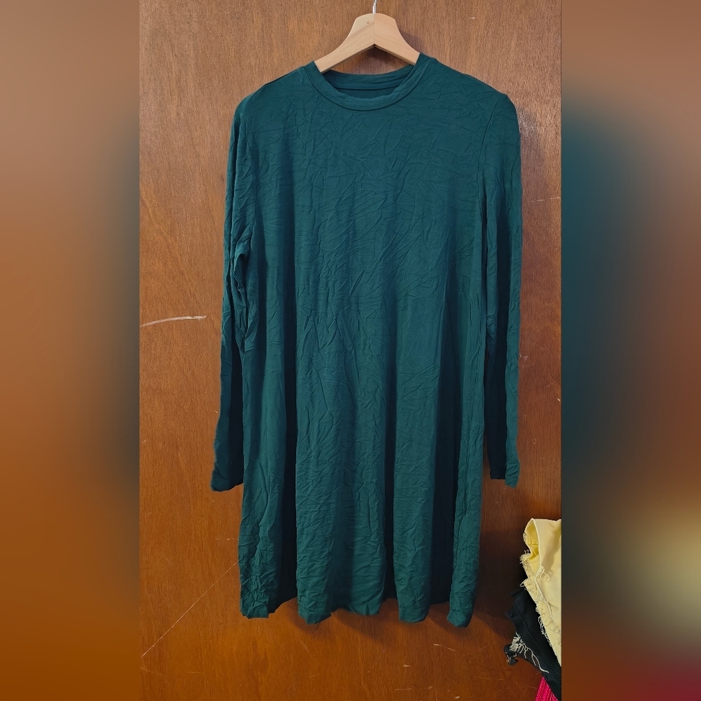 Elegant Green Long Sleeve Dress